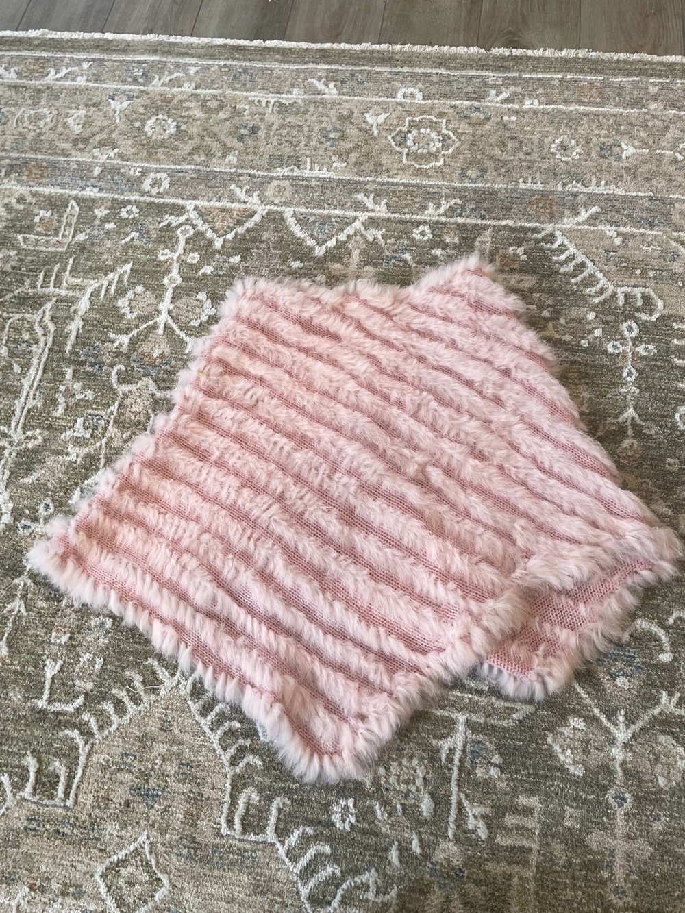 Women’s Soft Pink Fur Poncho